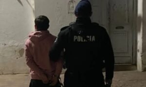 Ordenan el traslado a Venado Tuerto de un menor que mantenía en vilo a los comerciantes de San José del Rincón