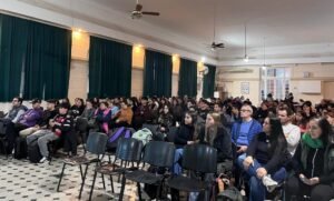 Inserción laboral: El programa “Conecta Empleo” dictó un taller de armado de CV para alumnos de un instituto de Venado Tuerto