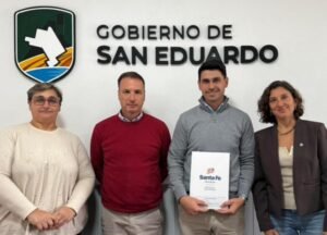 Suceso histórico en el pueblo: con aportes de la Provincia, San Eduardo iniciará la pavimentación de sus cuadras