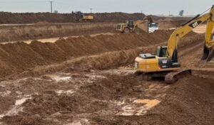 Senadora Di Gregorio: “La pavimentación del camino a San Francisco avanza y ya muestra un importante despliegue de obra”