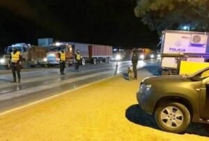 Camionero de Venado Tuerto paró a descansar en la Ruta 34 y le robaron dinero de la cabina