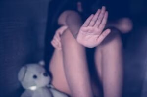 Condenaron a 16 años de prisión a un hombre que abusó sexualmente de dos hijas de su pareja en Venado Tuerto