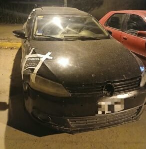 Interceptan en Venado Tuerto un automóvil con pedido de secuestro activo en operativo policial