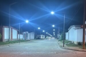 Santiago Meardi anunció el recambio total a luminarias LED del barrio Provincias Unidas