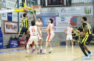Centenario de Venado Tuerto empezó con el pie derecho una nueva temporada de la Liga Argentina de Básquet