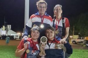 Una bombera de Venado Tuerto se subió al podio en una competencia internacional en Uruguay